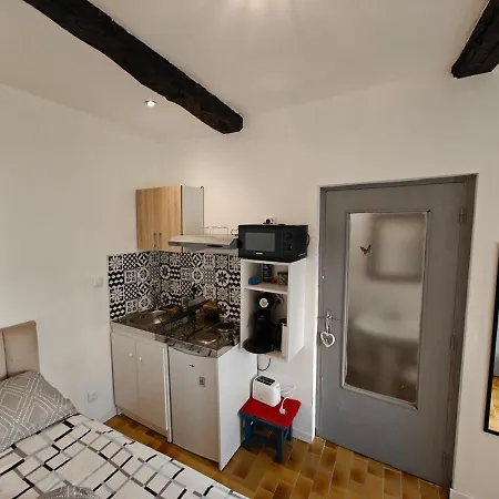 Au Coeur Du Village Lägenhet Fabrègues